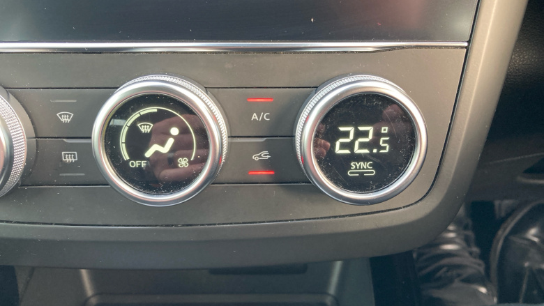 Renault Kadjar 1.3 TCE Iconic 5dr Petrol Hatchback